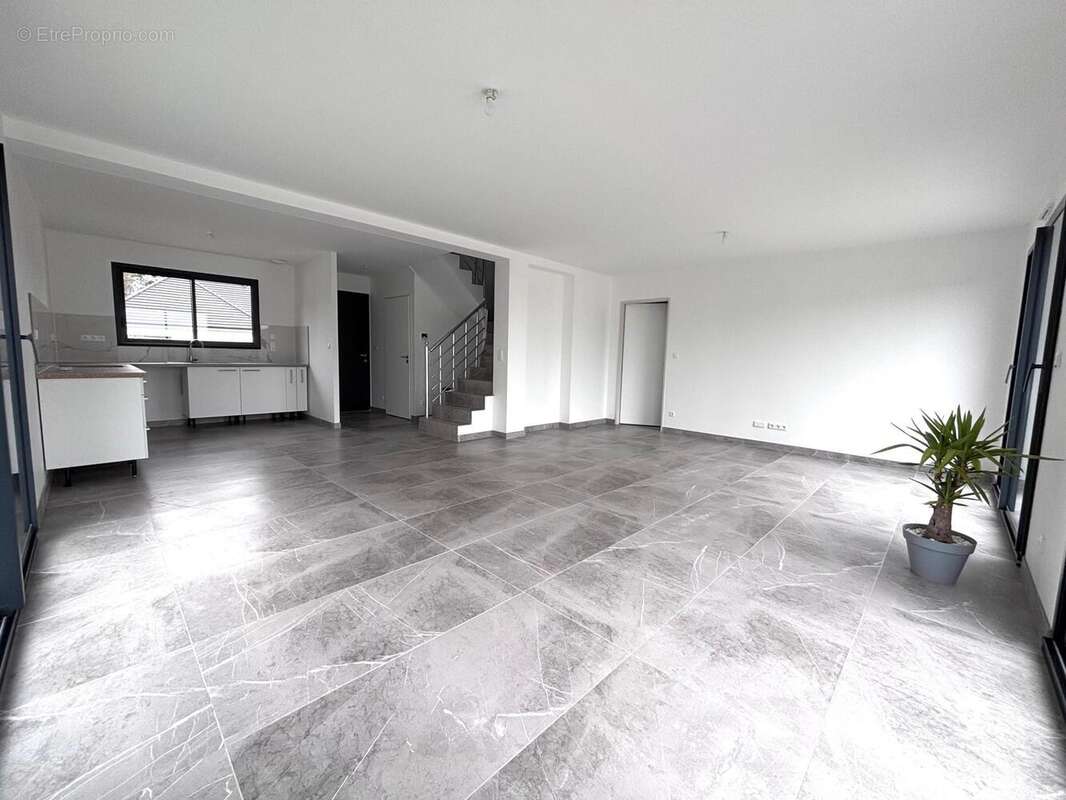 Photo 3 - Maison à SAINT-JEAN-DU-CARDONNAY