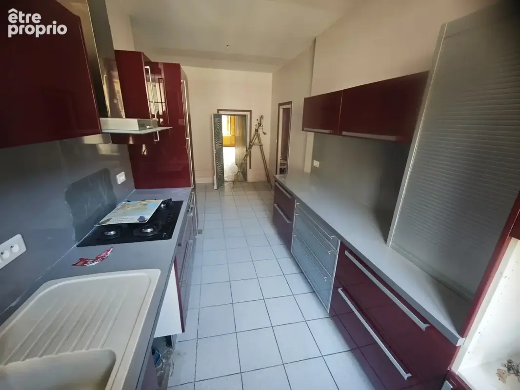 Maison de ville à vendre à Auxonne centre – 256 m², jardin et de belles possibilités - photo 2