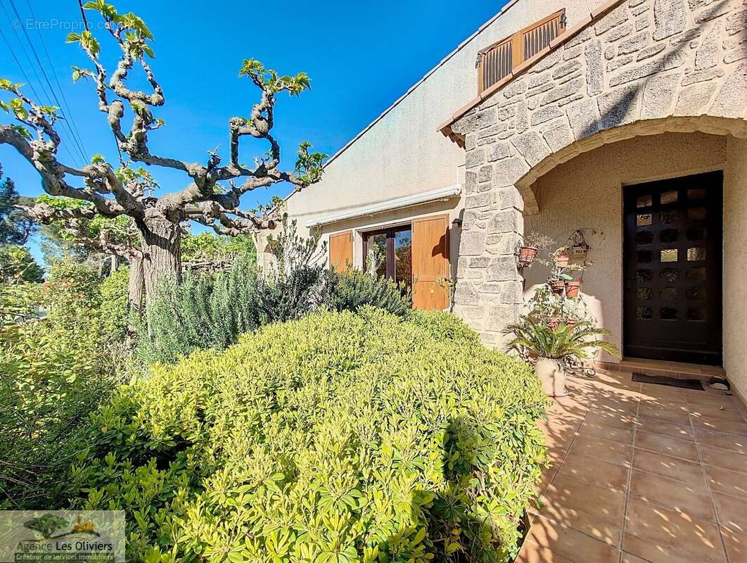 Maison à SAINT-GEORGES-D'ORQUES