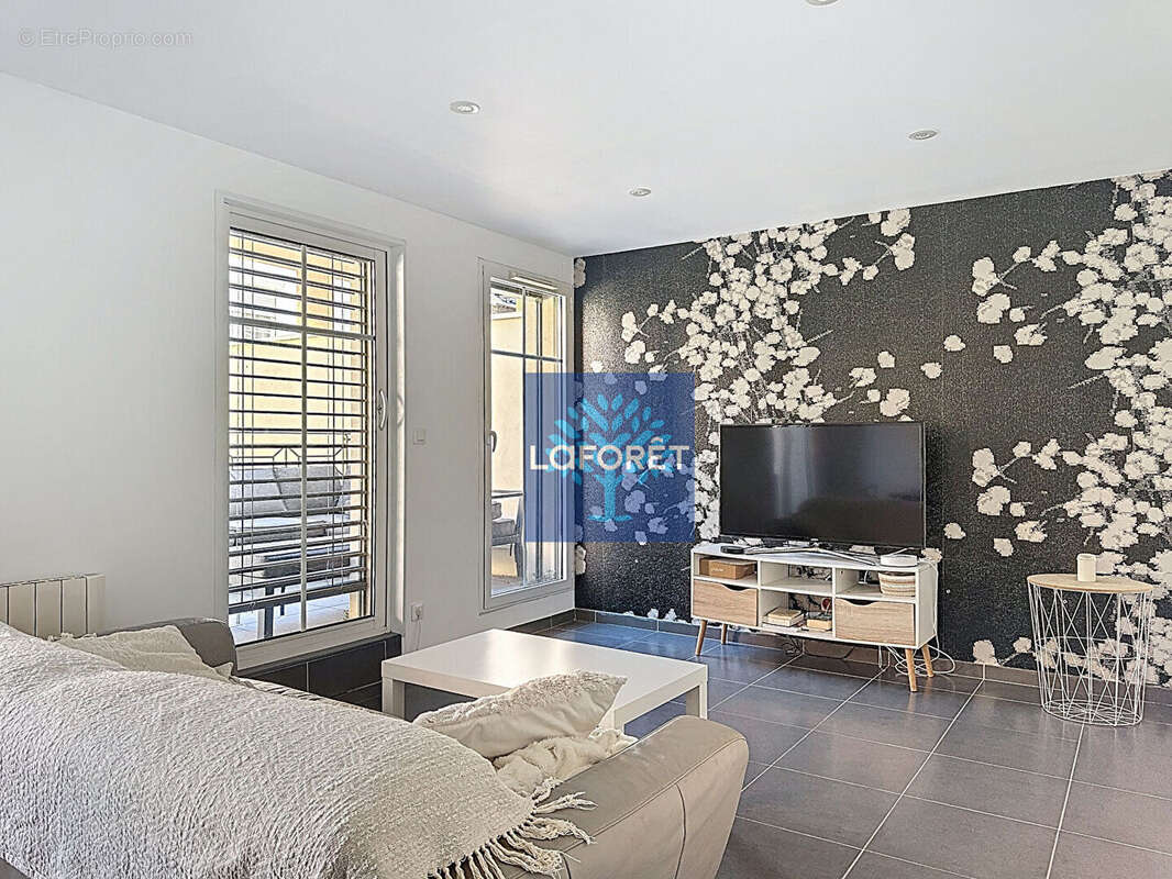 Appartement à OULLINS