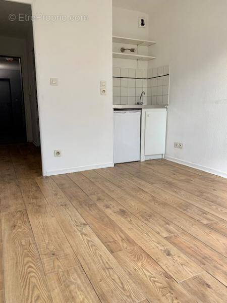   - Appartement à RAMONVILLE-SAINT-AGNE