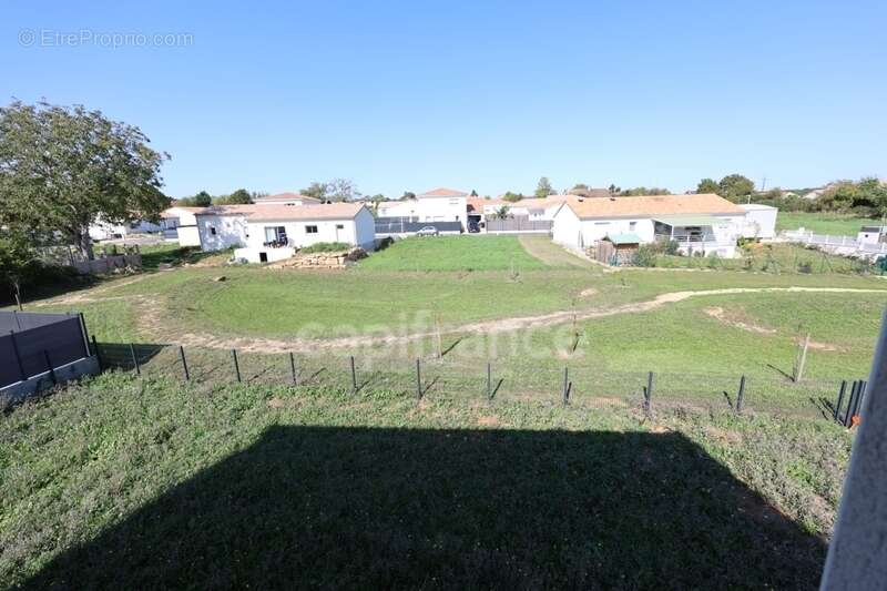 Maison à NOUAILLE-MAUPERTUIS