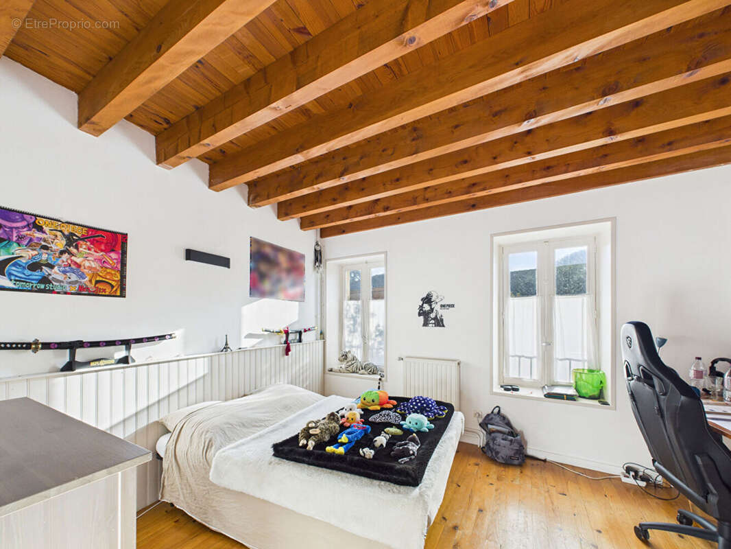 Maison à TOURNON-SUR-RHONE