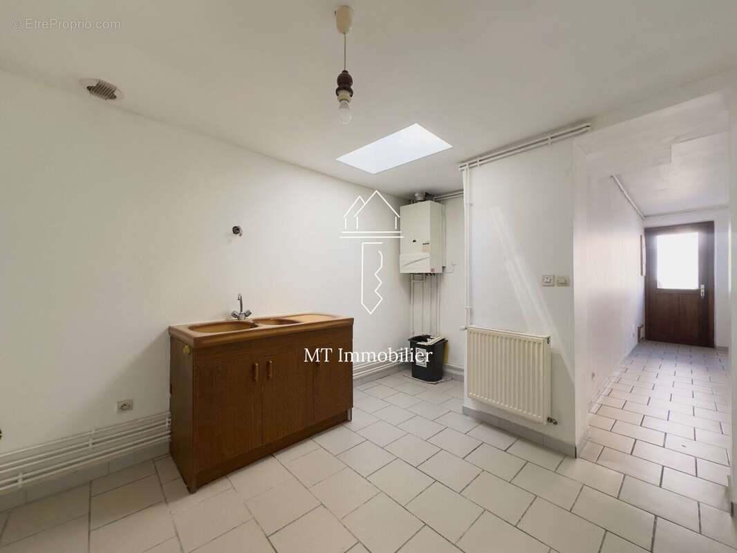 Maison 51 m² à Montreuil  - photo 4