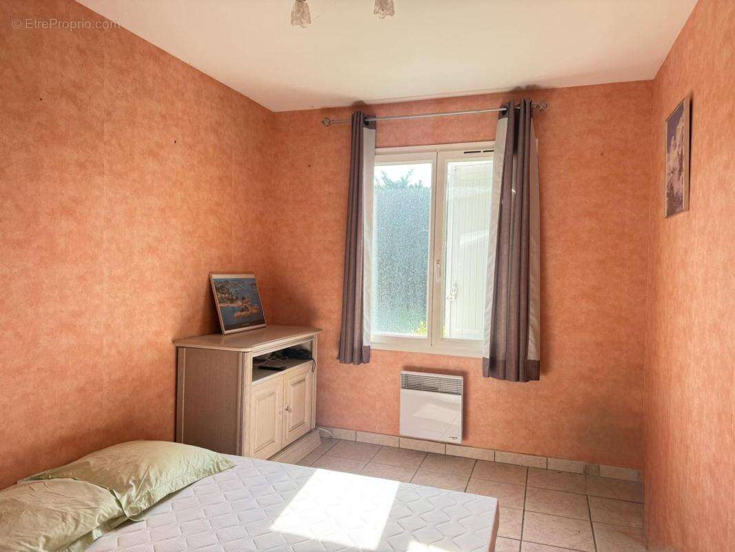 Maison à LA BREE-LES-BAINS