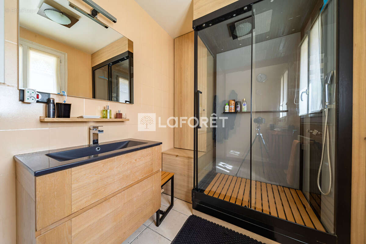 Maison à SAULX-LES-CHARTREUX