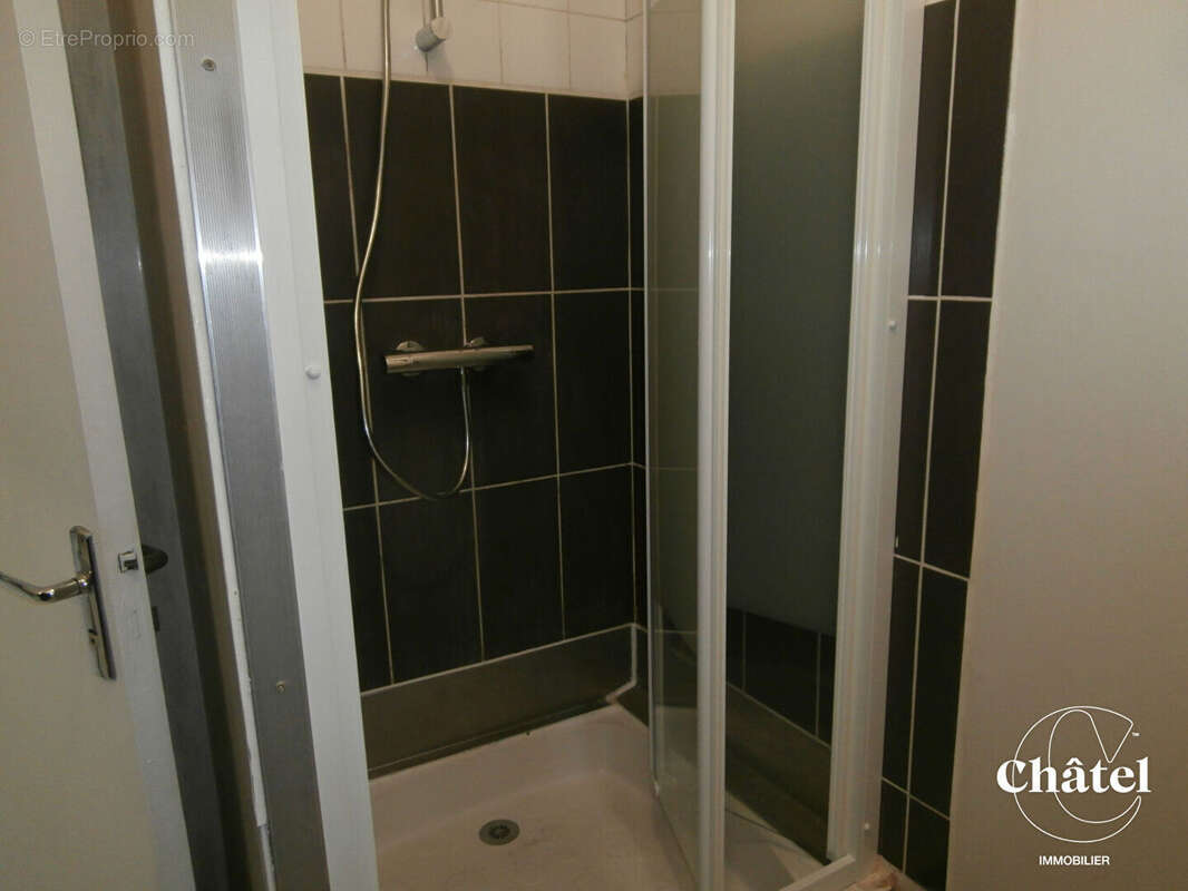 Appartement à LA CHAPELLE-EN-SERVAL