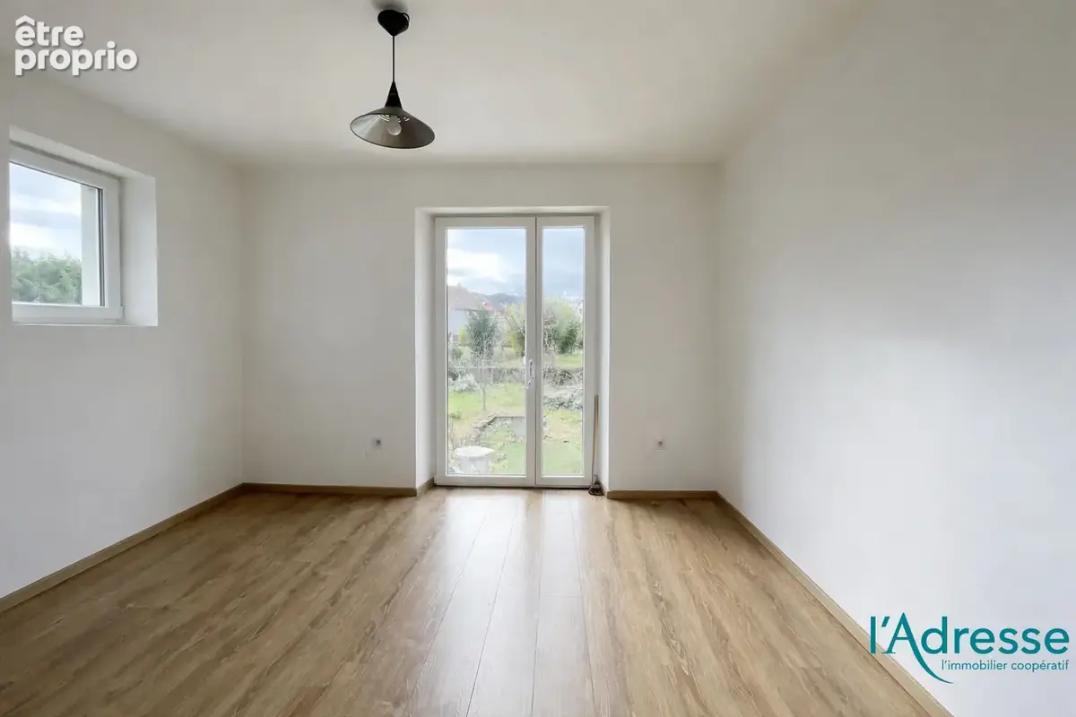 Maison 6 pièces avec jardin - photo 7