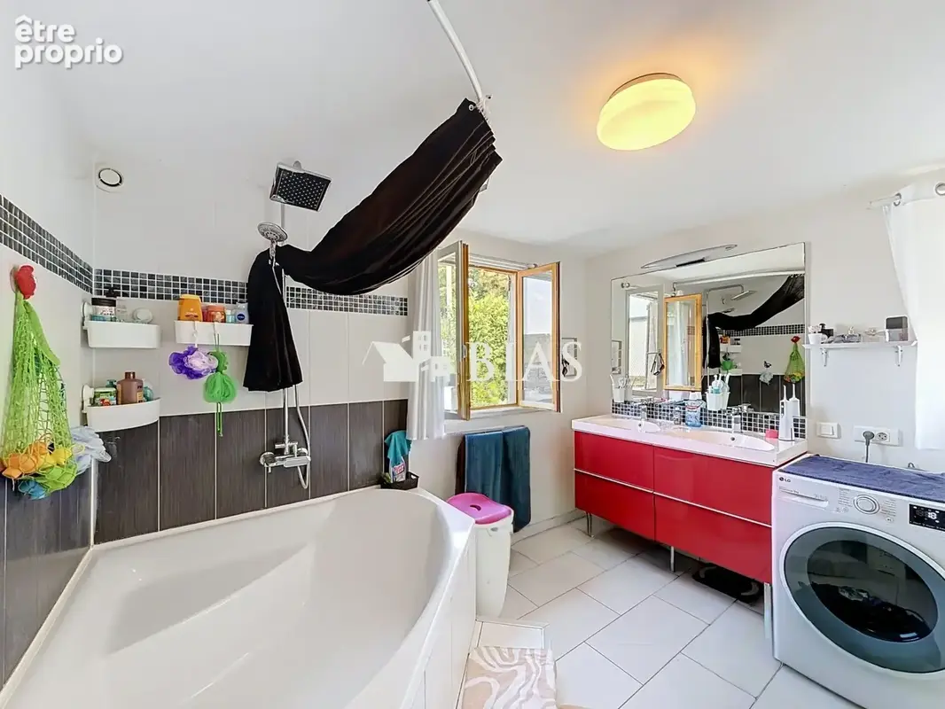 Maison 93 m² à Pont-L'eveque  - photo 6