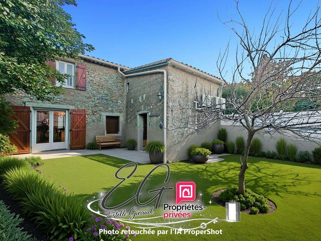 Maison bourgeoise rénovée, Coeur du village de Villegly - photo 11