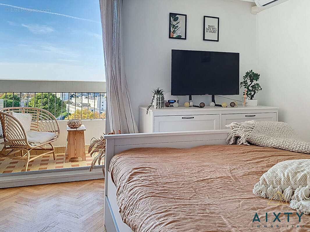 Appartement à MARSEILLE-9E