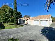 Photo 1 - Maison à LA CHATAIGNERAIE