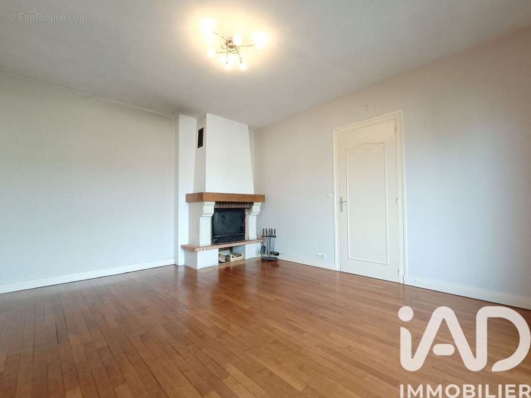 Photo 2 - Maison à CHATEAU-RENAULT