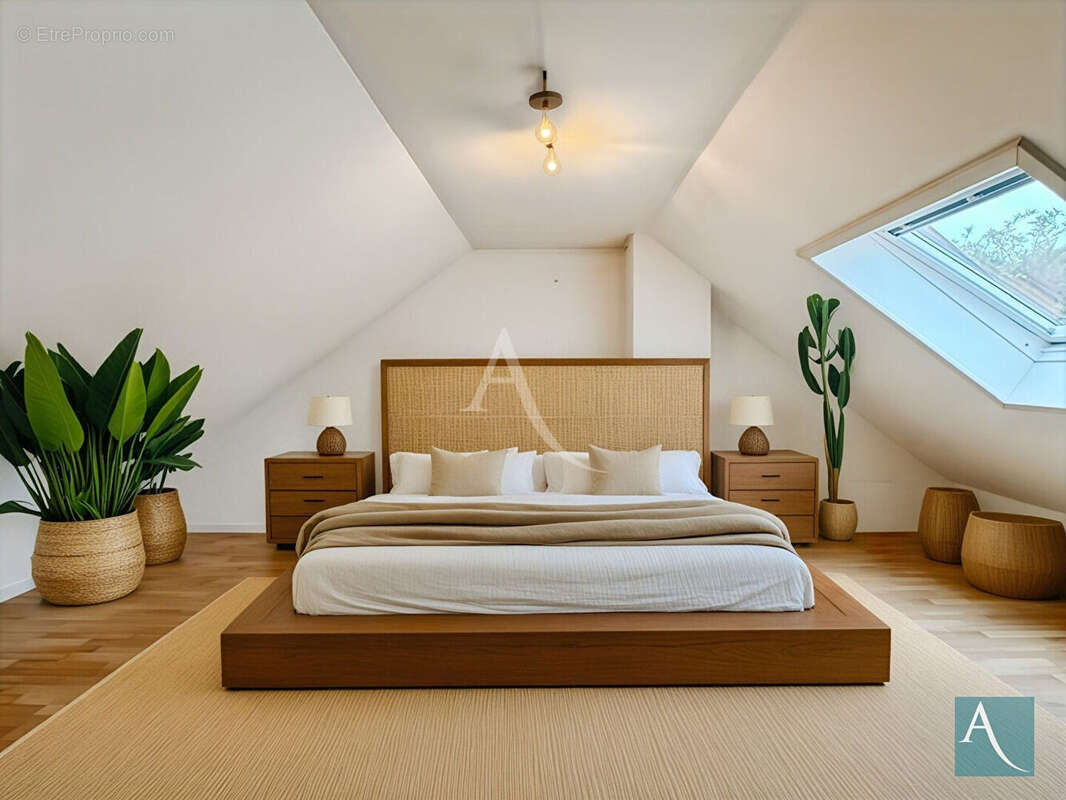 Maison à SAINT-GERMAIN-LES-ARPAJON