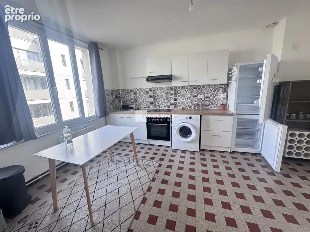 Appartement 3 pièces 64 m² à vendre à Lille (59000) - photo 2