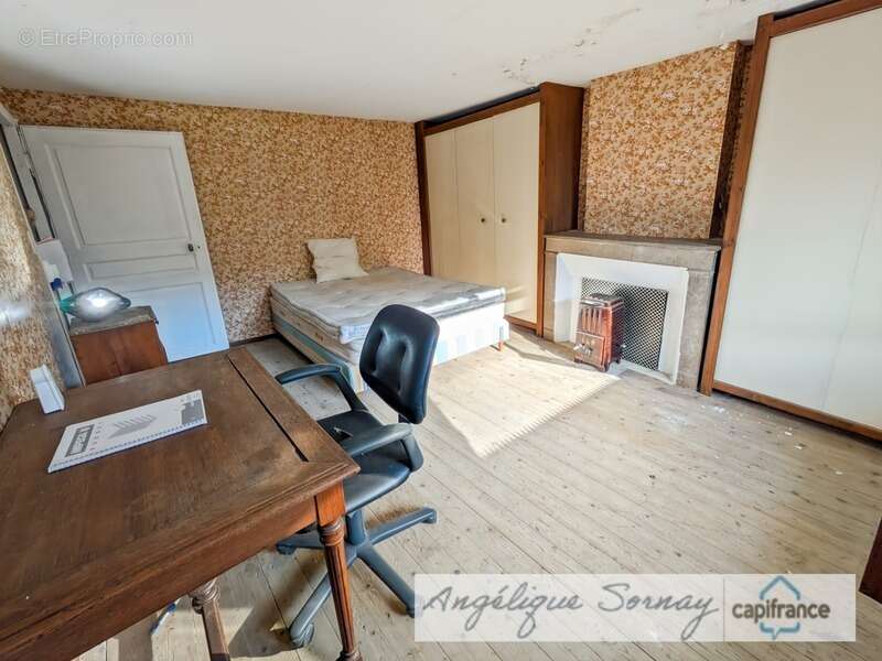 Maison à SAINT-JULIEN