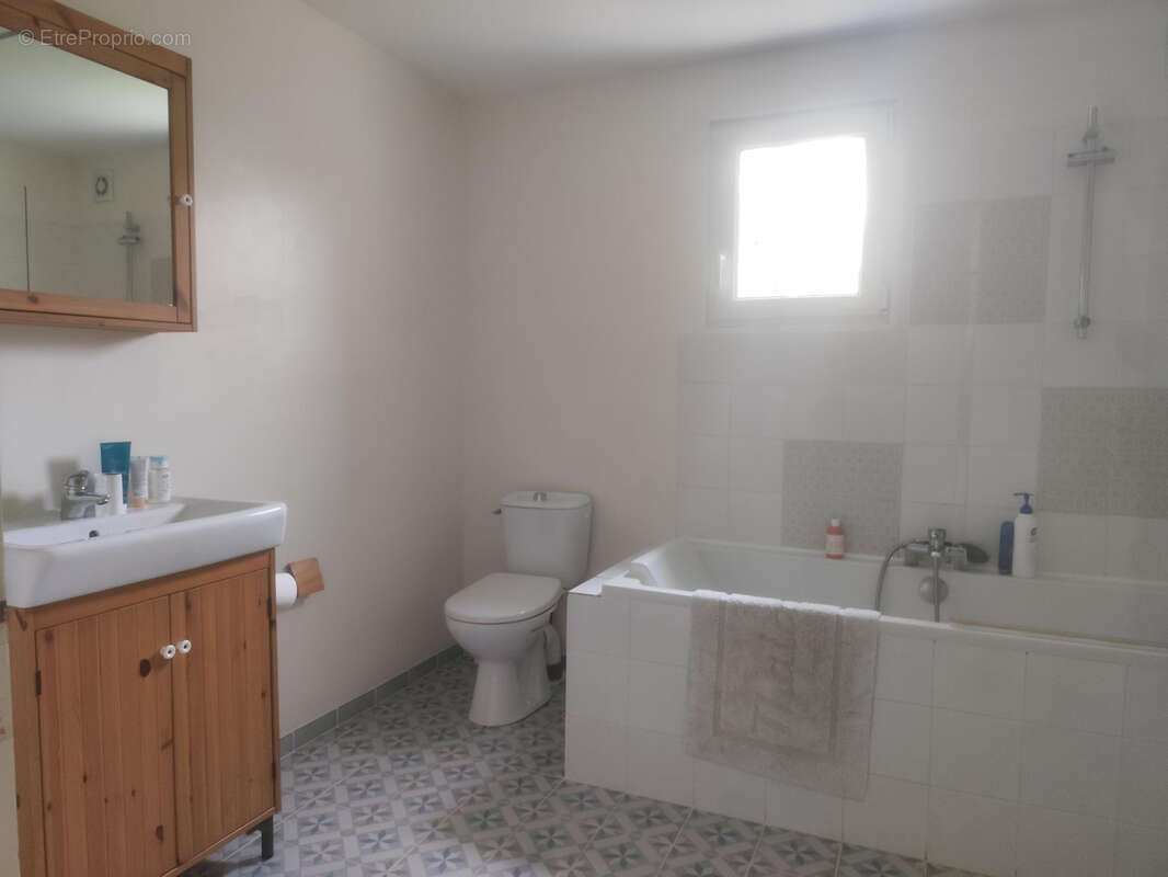 Bien sous compromis - grande maison familiale a deux pas de la mer - photo 5
