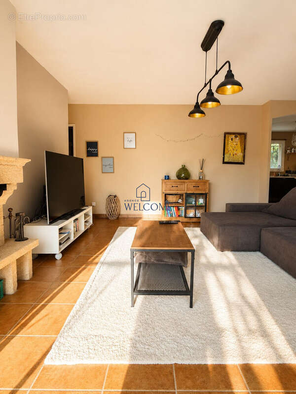 Maison 106 m² à Pierrelatte  - photo 3