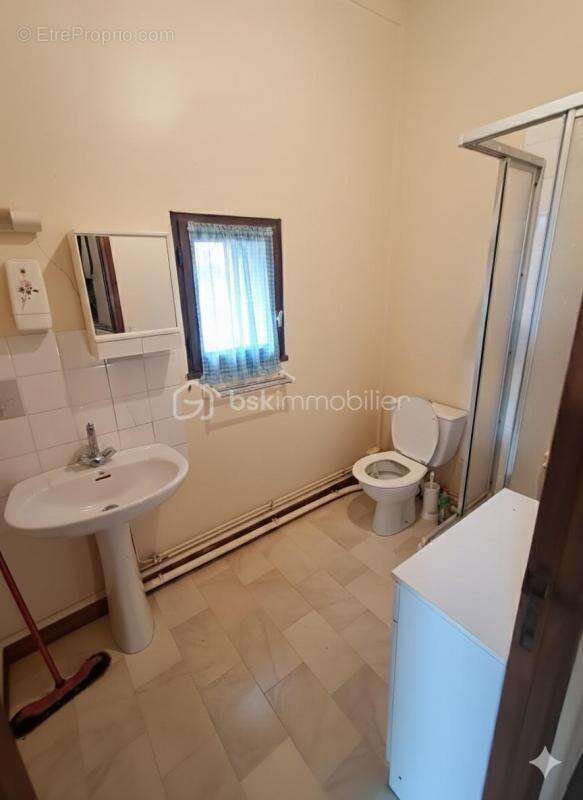 Maison de village non mitoyenne à Sentenac-de-Sérou 105m² habitables 4 pièces - photo 10