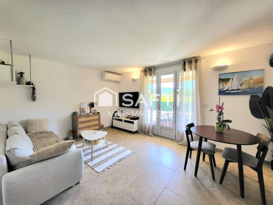 Photo 3 - Appartement à LA CROIX-VALMER