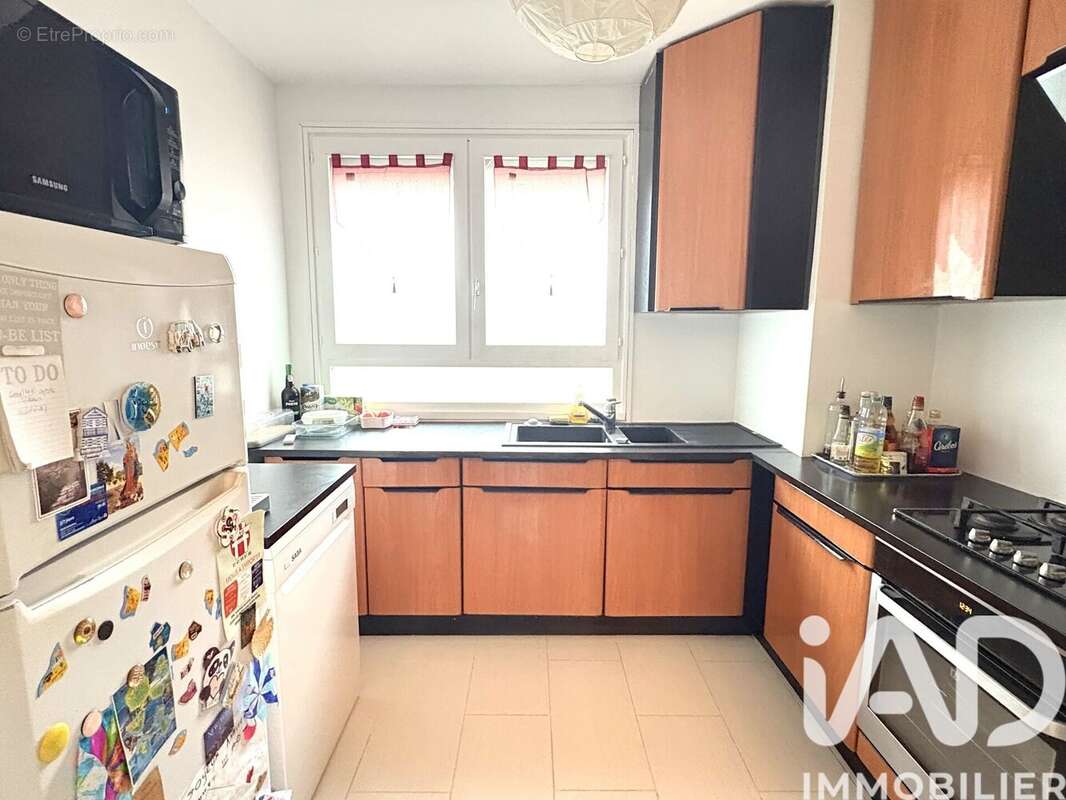 Photo 2 - Appartement à LIVRY-GARGAN
