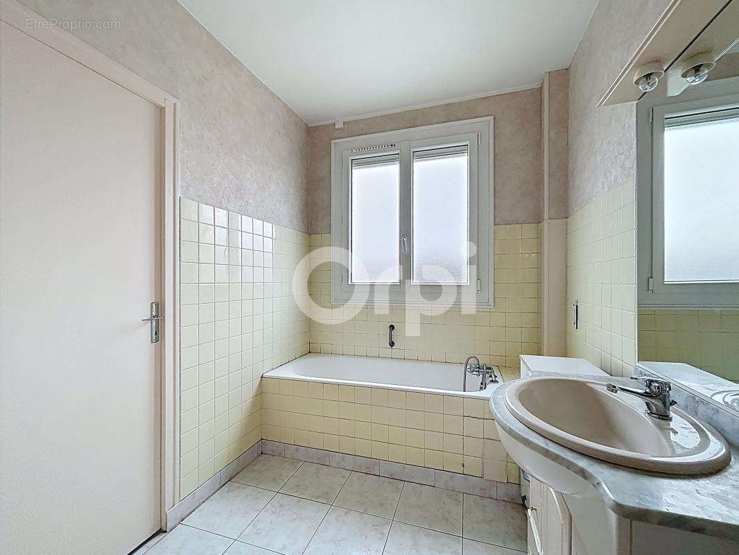 Appartement à CLERMONT