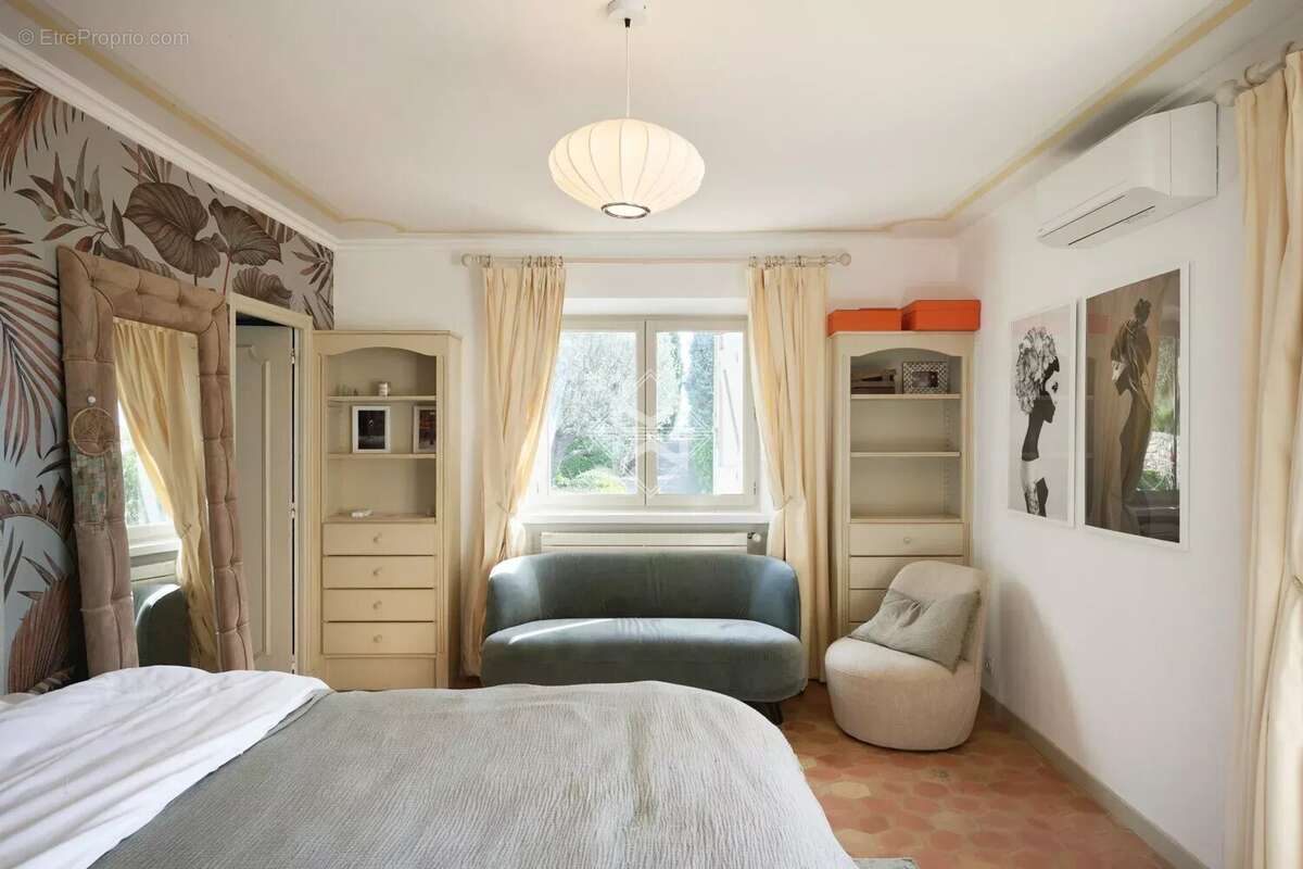 Maison à MONTAUROUX