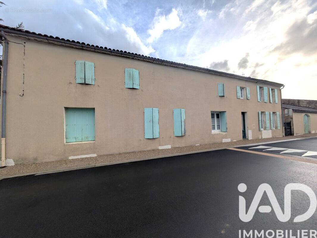 Photo 1 - Maison à NANCRAS