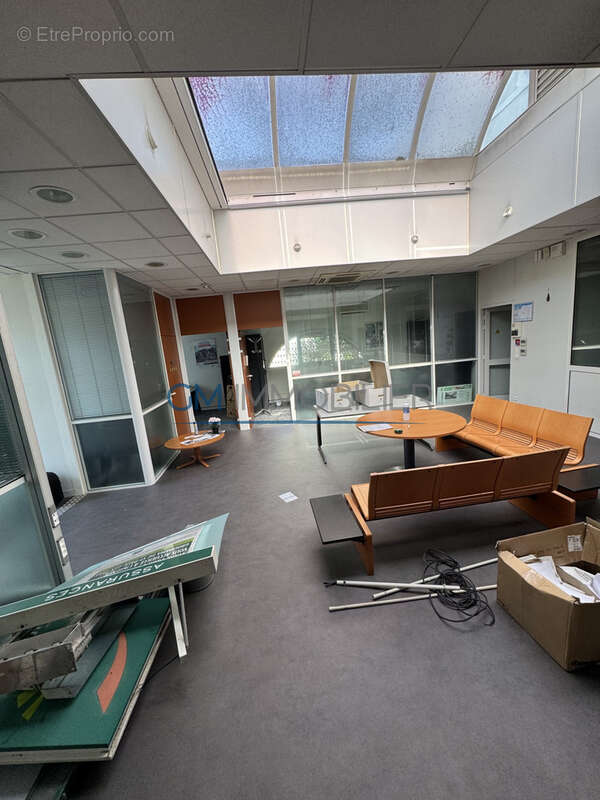 Dax centre-ville   immeuble 495 m2 à rénover   idéal investisseur / projet de division - photo 8