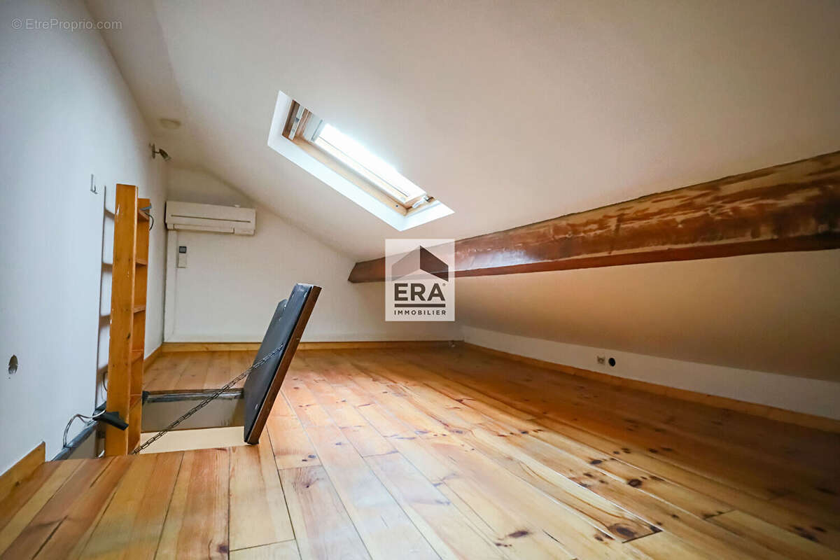 Maison à PARIS-14E