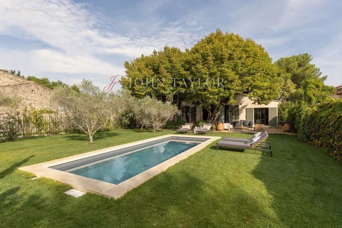 Maison à SAINT-REMY-DE-PROVENCE