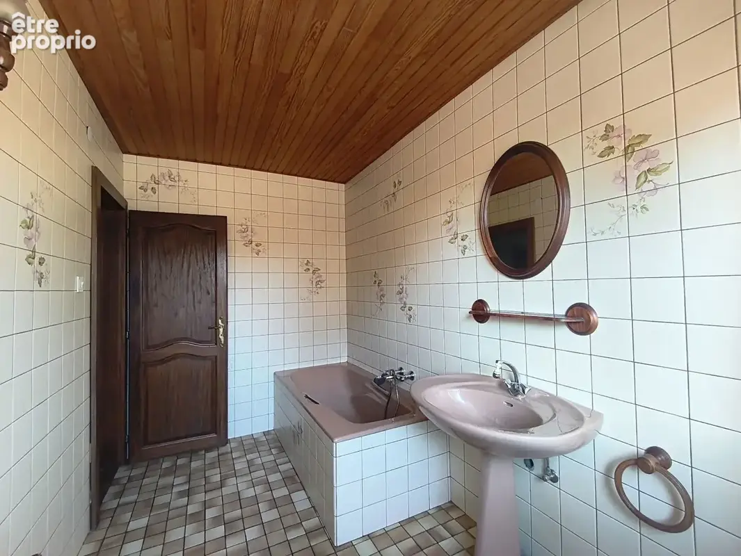 Maison 13 pièces 228 m² à vendre à Hundling (57990) - photo 7