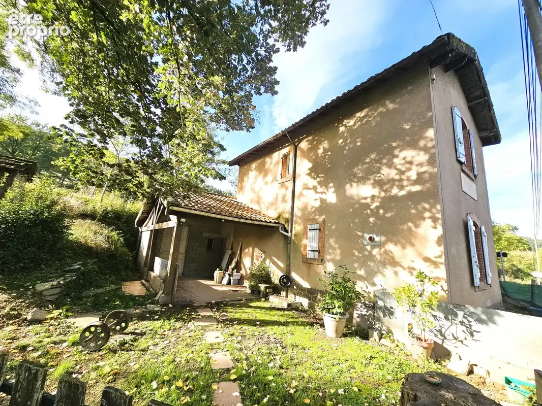 Maison à SAINT-JUERY