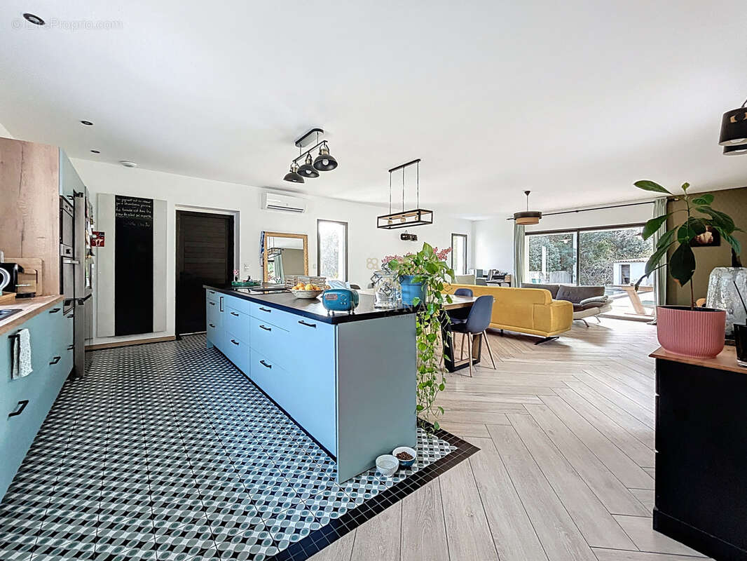 Maison à PORTO-VECCHIO