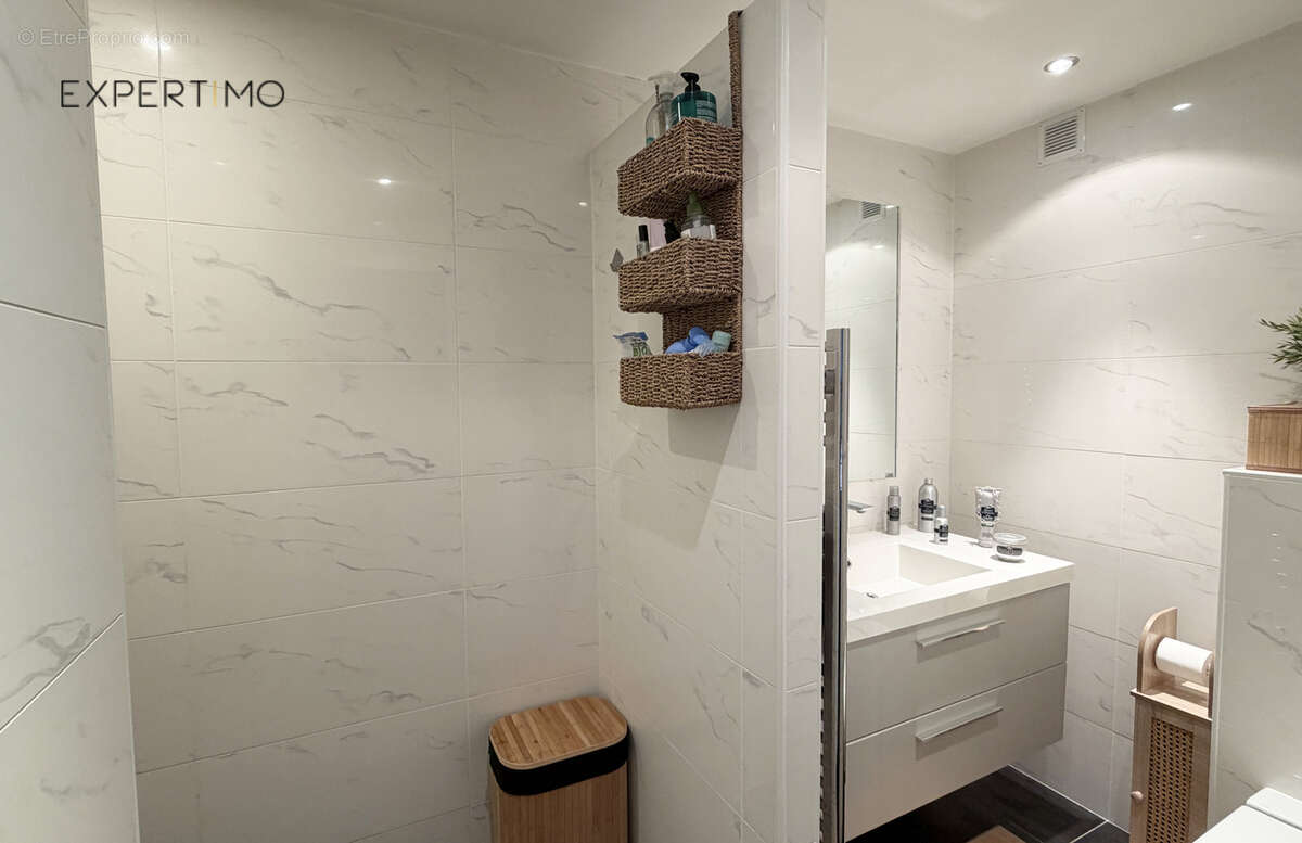 Appartement à LA TRONCHE