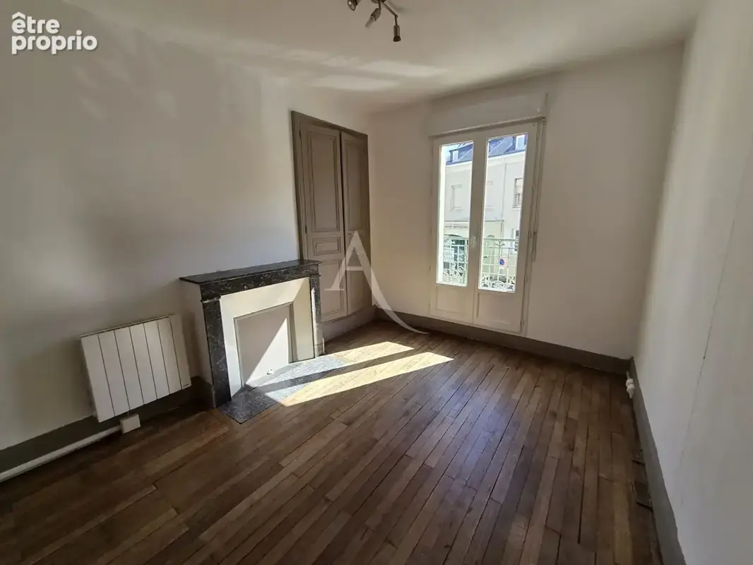 Immeuble Doue En Anjou 6 pièce(s) - photo 9