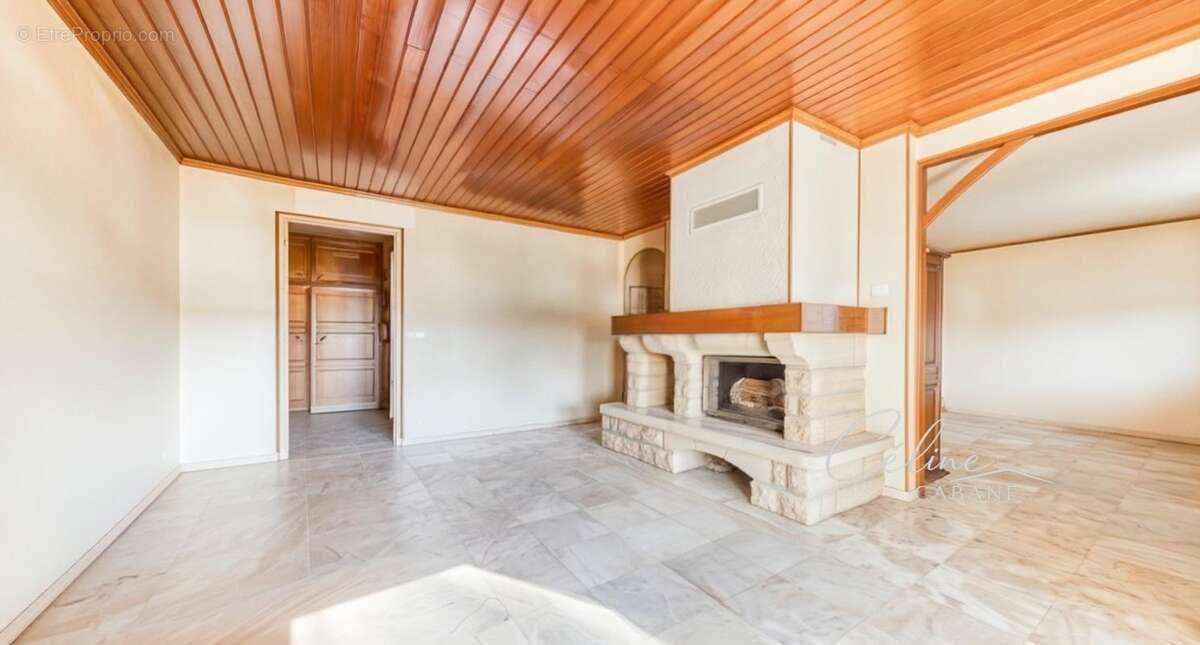 Maison 130 m² à Roissy-En-Brie  - photo 3