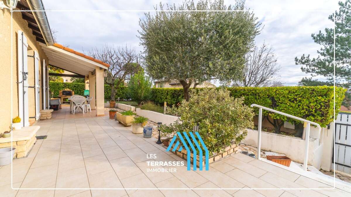 Maison à SAINT-MARCEL-LES-SAUZET