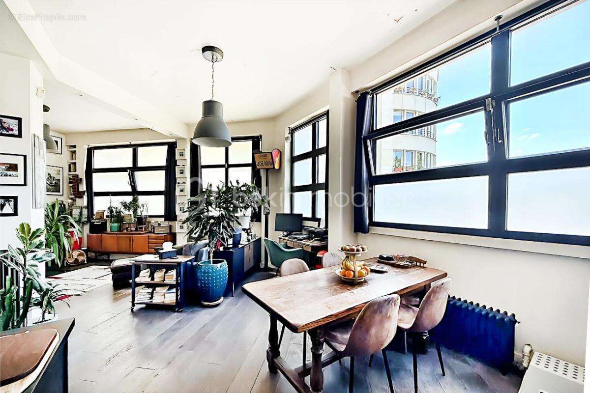 Appartement à PARIS-19E