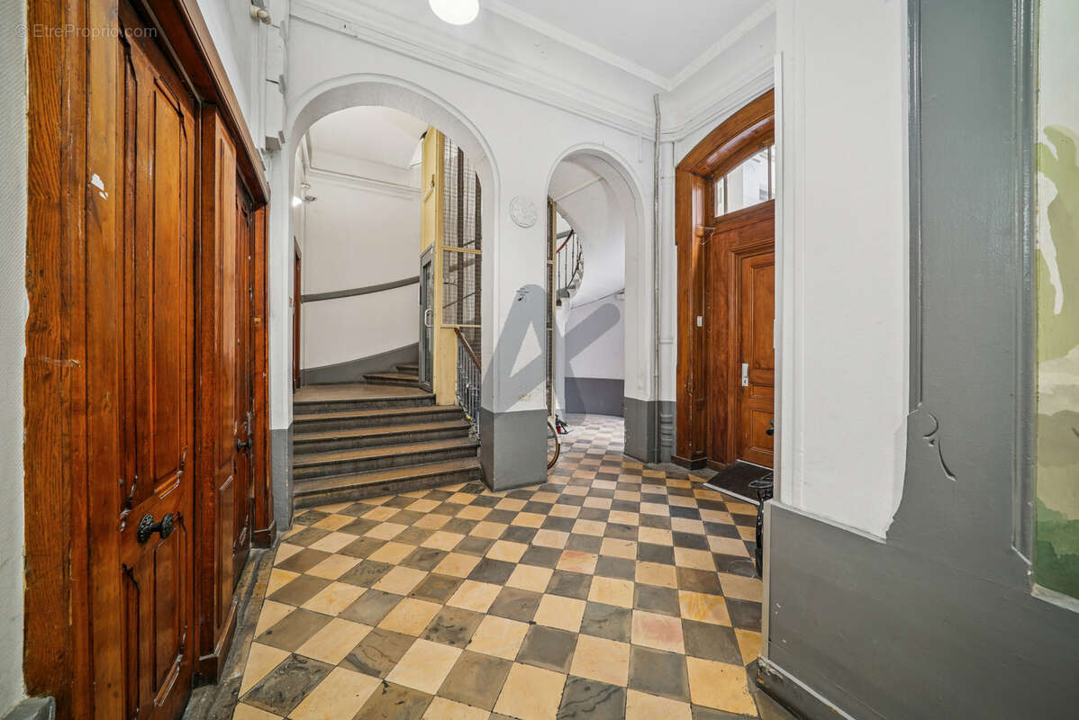 Appartement à LYON-1E