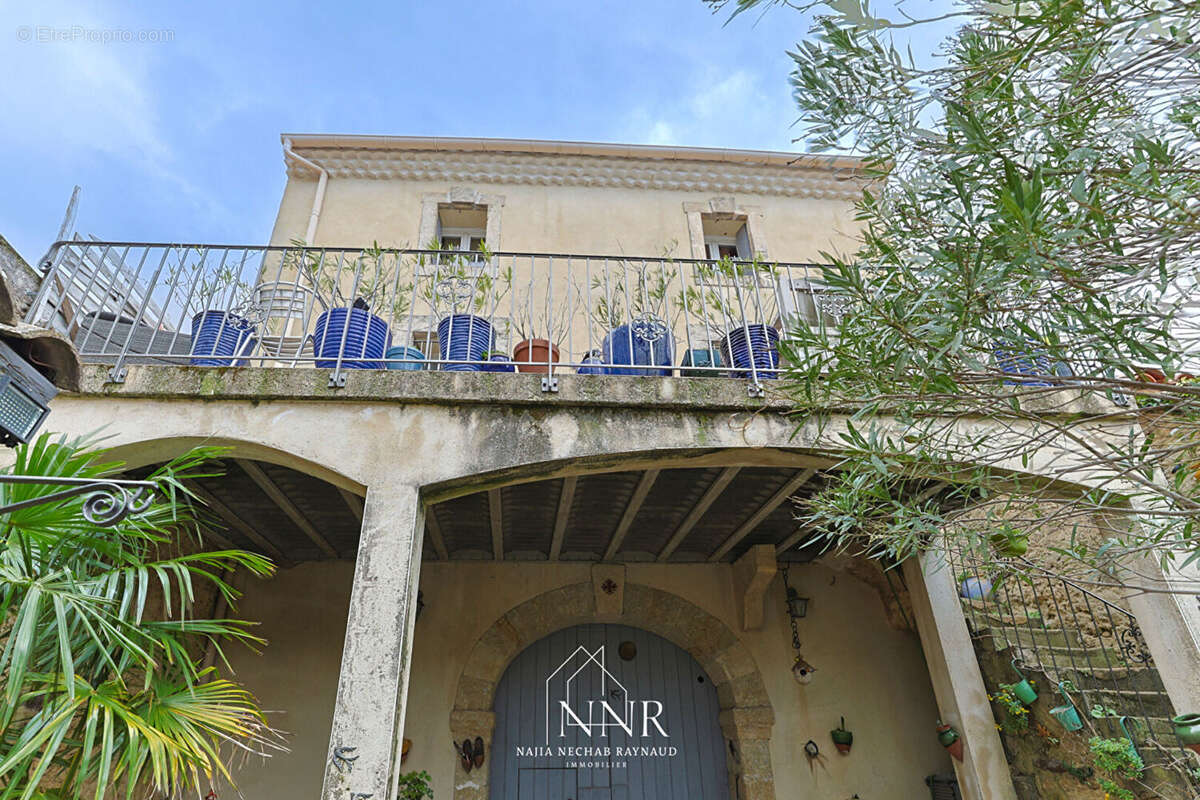 Maison à JONQUIERES