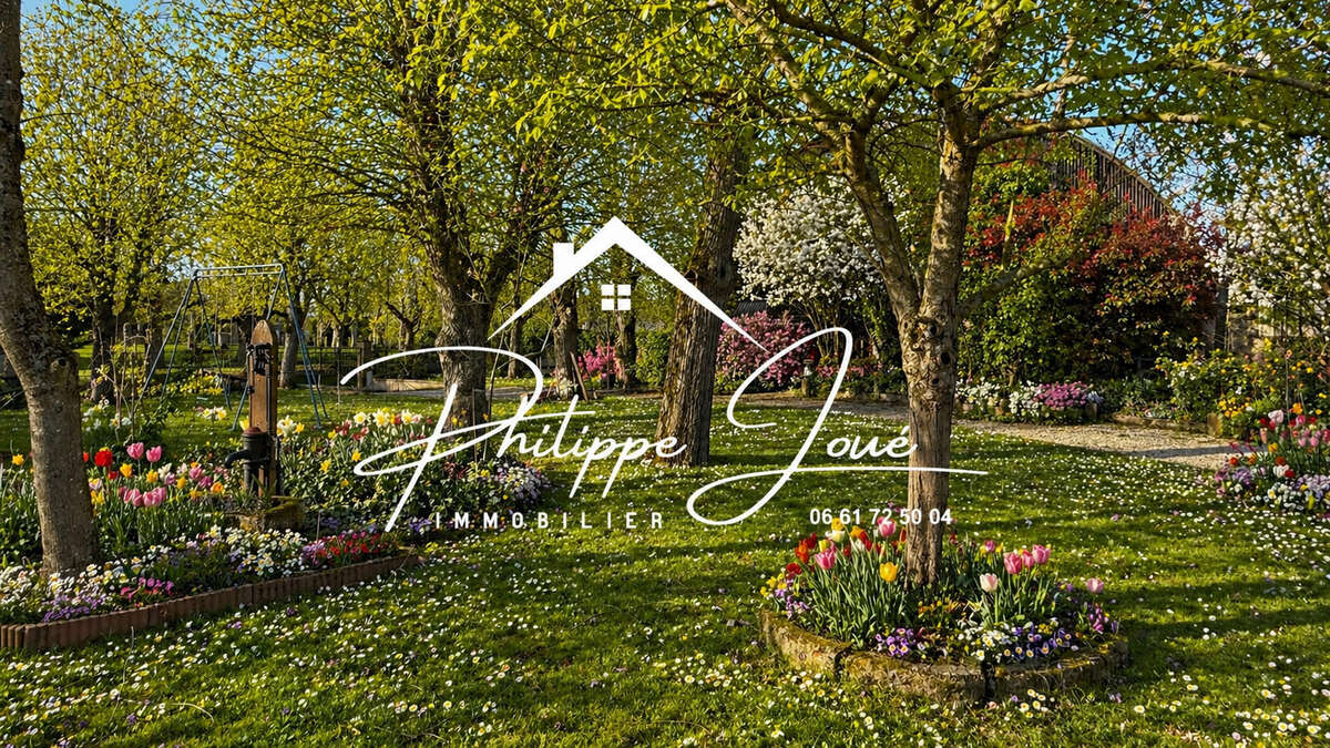 Maison à VILLENEUVE-L'ARCHEVEQUE