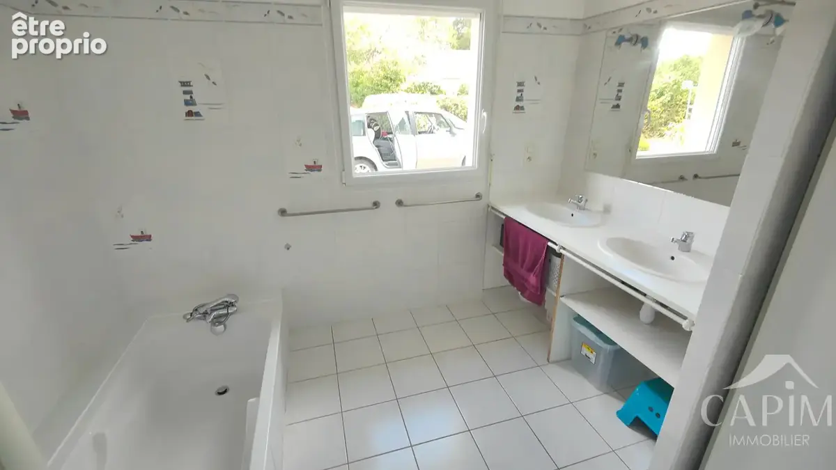 Maison Saint Marc Le Blanc 192 m2, 6 ch, PAC, chauffage au sol, terrain 3125m² - photo 10