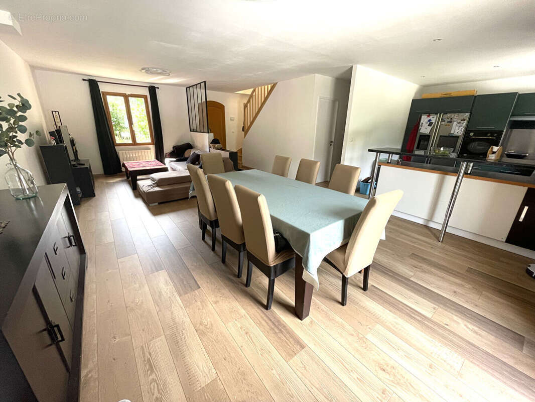 Maison à NEUILLY-EN-THELLE