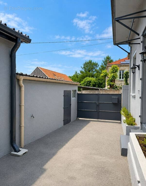 Appartement à CENON