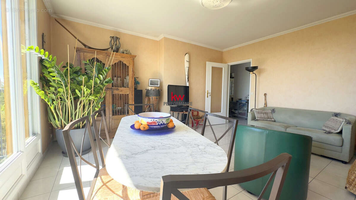 Appartement 78 m² à Montmorency  - photo 3