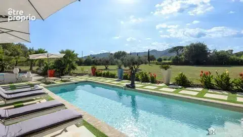 Maison 9 pièces 263 m² à vendre à Les Arcs (83460) - photo 3
