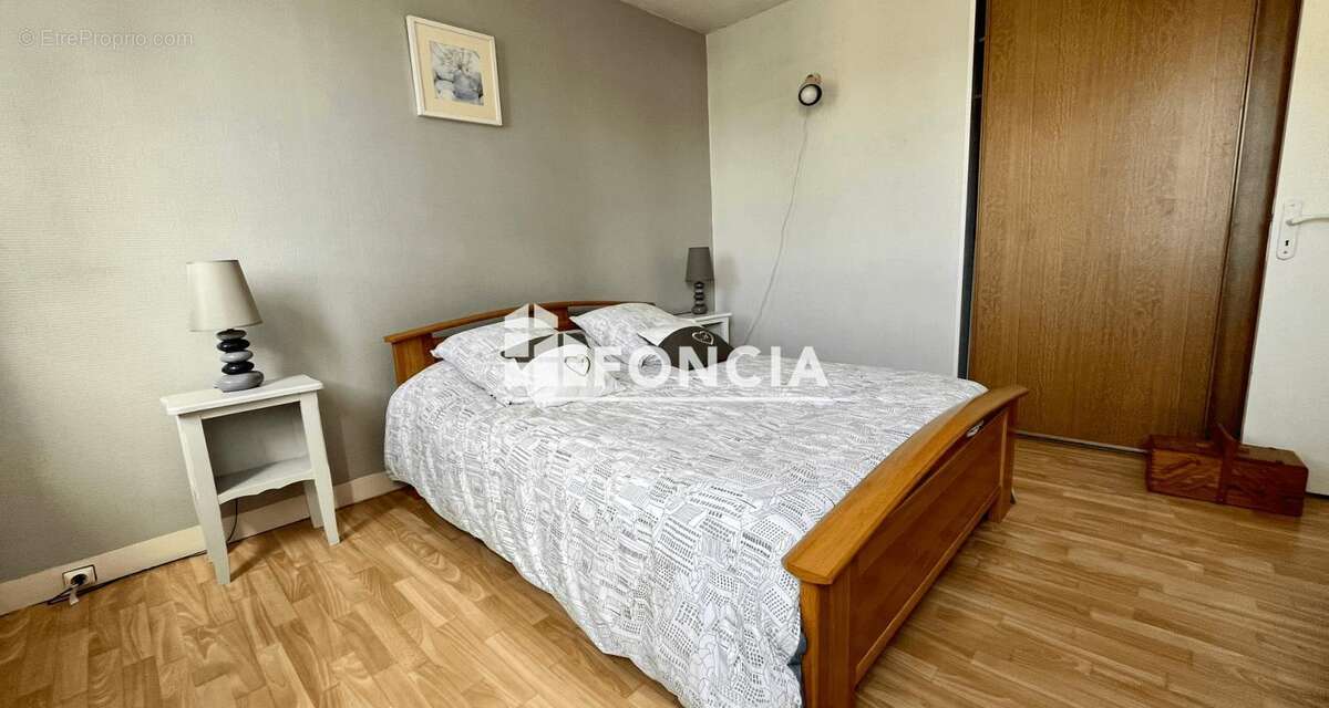 Appartement à COIGNIERES