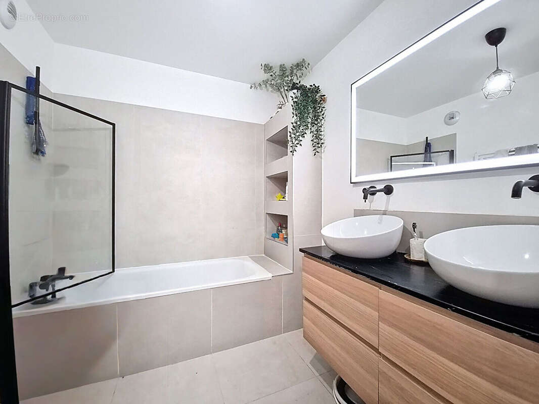 Appartement à BONNEUIL-SUR-MARNE