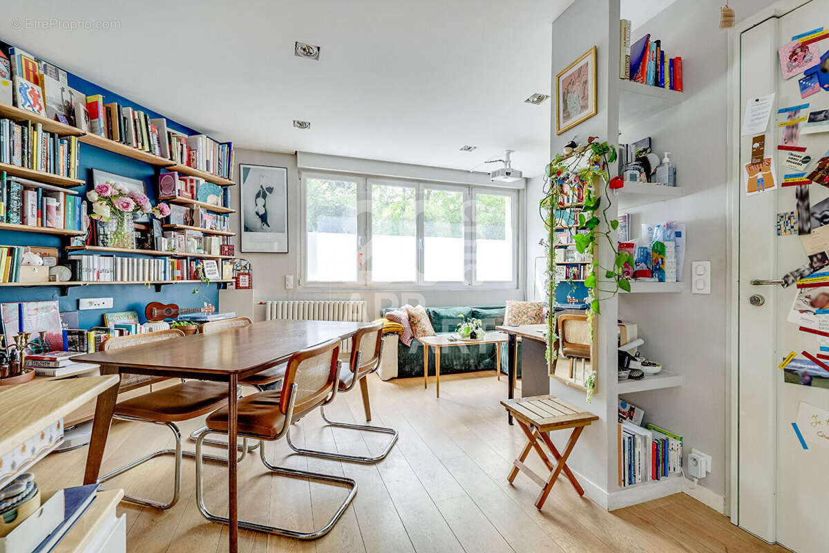 Appartement à PARIS-19E